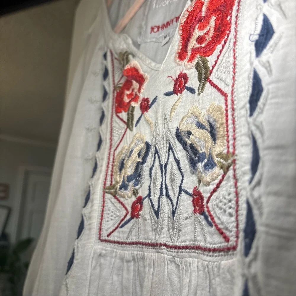 Johnny Was White Blouse with Red and Blue Embroidery - Picture 9 of 16